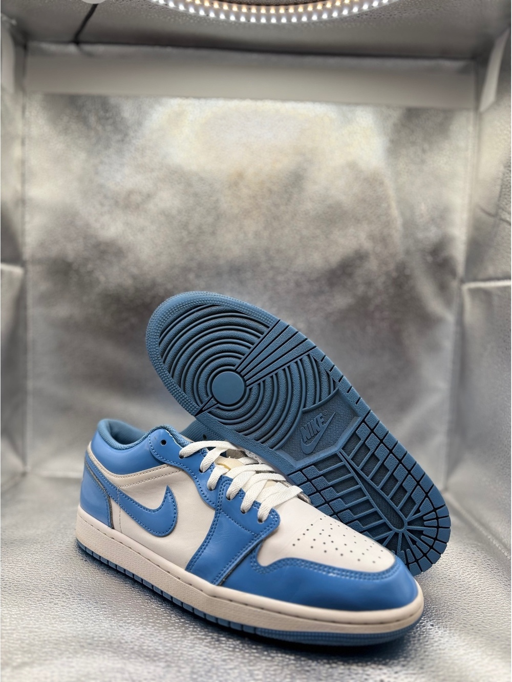 Air Jordan 1 low SE legend blue